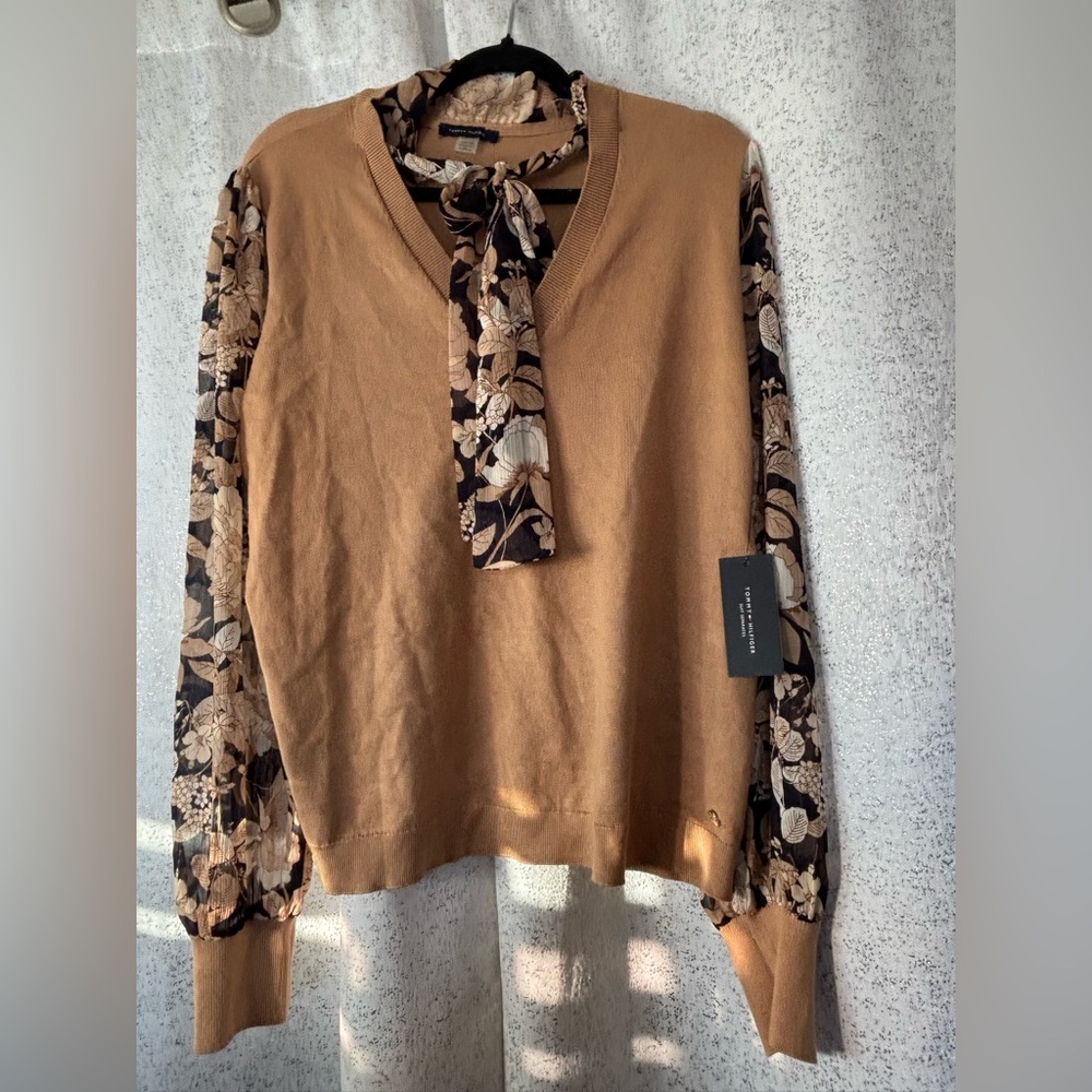 Tommy Hilfiger Tan and Black Floral Blouse